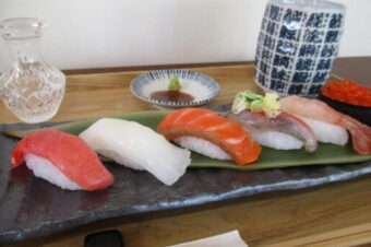 2025年5月玄関ディスプレイ